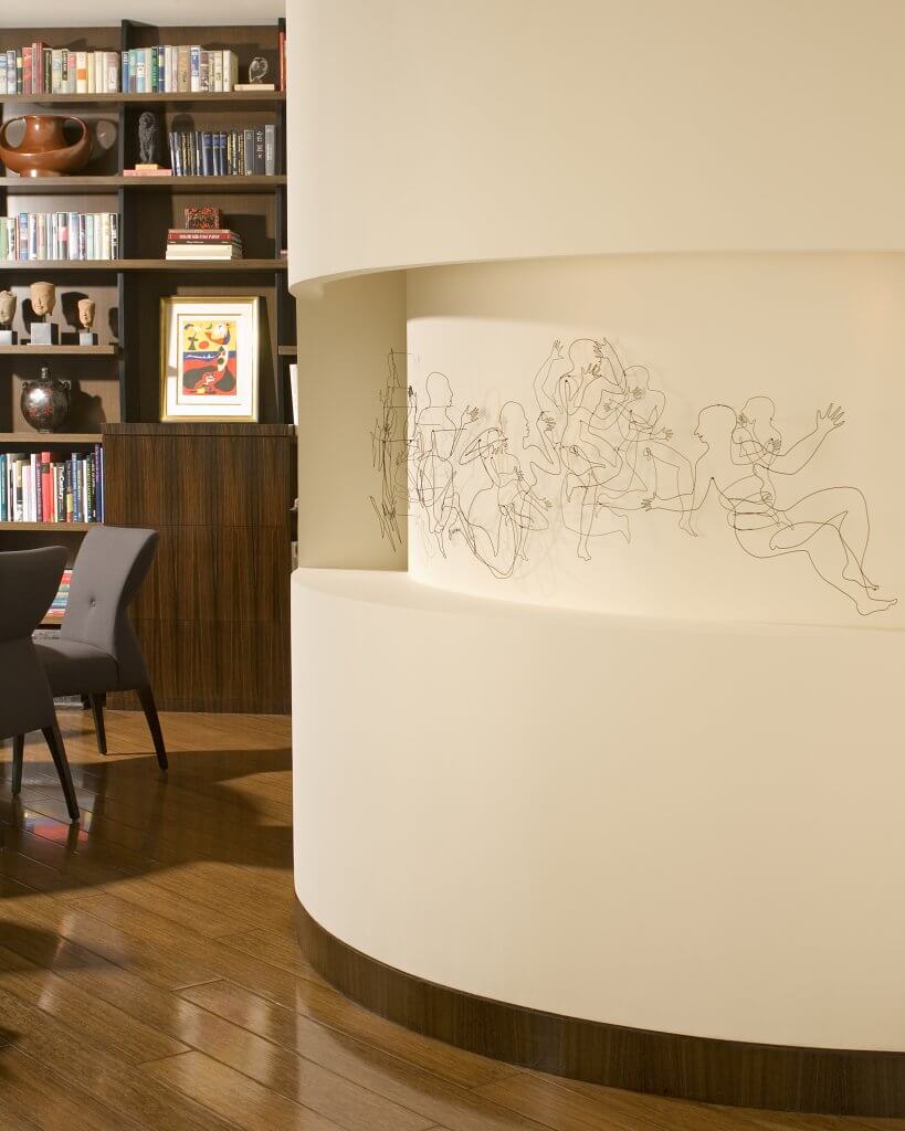 Pamela Merory Dernham, "Finding Common Ground", wire sculpture, site