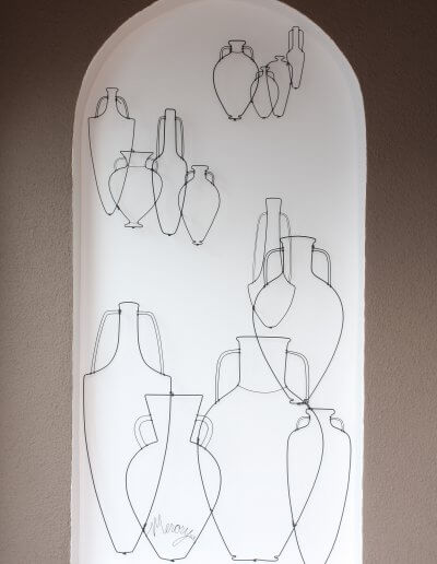 Pamela Merory Dernham, Before Morandi, 2009, wire sculpture